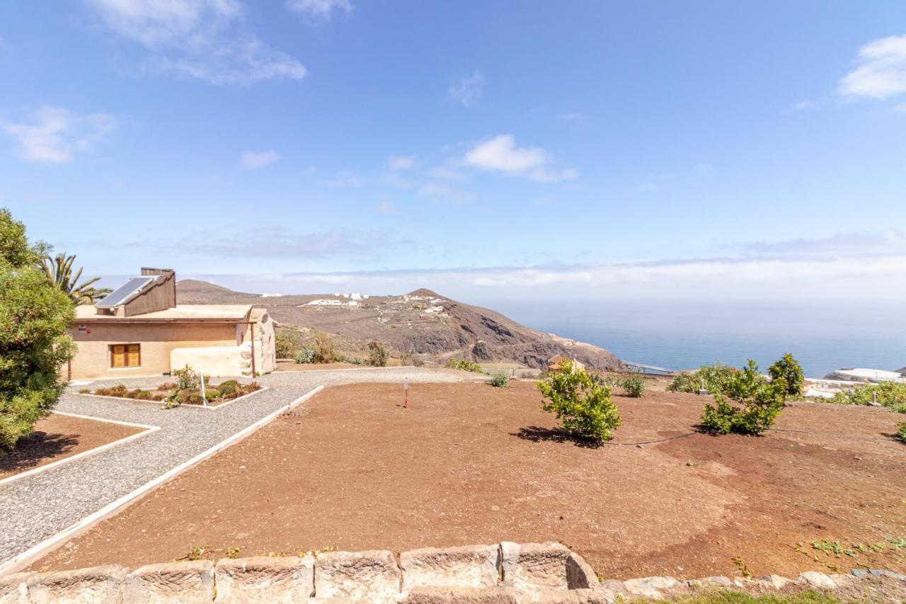 Flatguest Charming House + Pool + Terrace + Views Villa Santa Maria de Guia de Gran Canaria Екстериор снимка